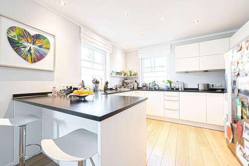 Foto - Haus zum Kaufen in Gräfelfing Lochham 2.199.000,00 € 175 m²