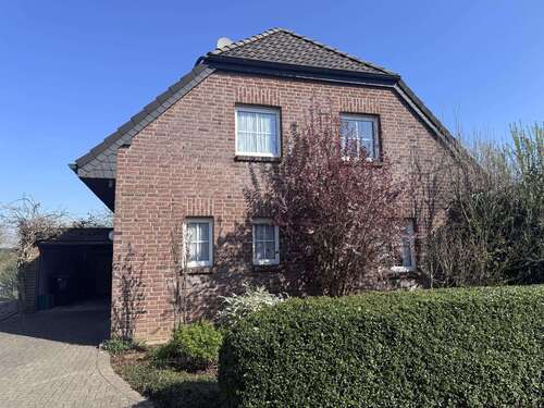 Foto - Haus zum Kaufen in Rees-Rees 300.000,00 € 117 m²