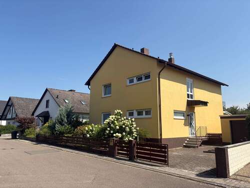 Foto - Haus zum Kaufen in Dudenhofen 590.000,00 € 162 m²