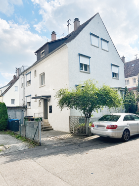 Foto - Haus zum Kaufen in Ludwigsburg 695.000,00 € 190 m²