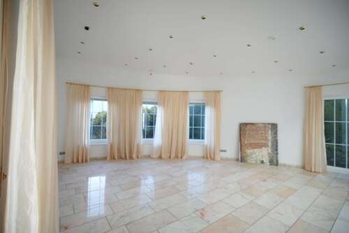 Foto - Haus zum Mieten in Bad Salzuflen 1.390,00 € 135 m²