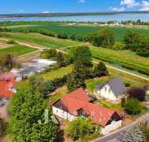 Haus zum Kaufen in Elsterheide-Tätzschwitz 239.000,00 € 245 m²