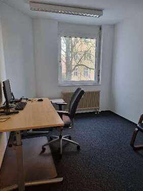 Foto - Büro in Berlin 650,00 € 30 m² - 650,00&nbsp;EUR Kaltmiete, ca.&nbsp; 30,00&nbsp;m&sup2;