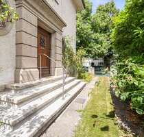 Haus zum Kaufen in Freiburg 1.780.000,00 € 268 m²