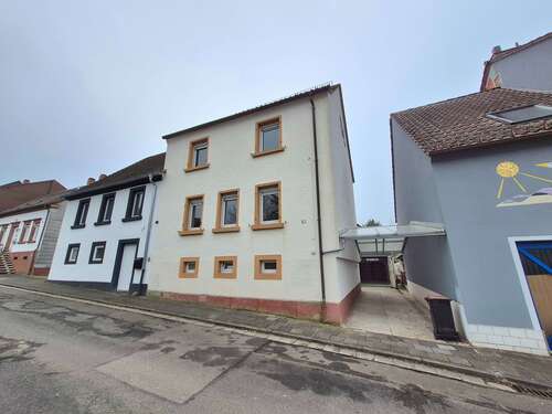 Foto - Haus zum Mieten in Kaiserslautern 1.200,00 € 135 m²