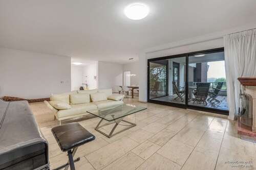 Foto - Wohnung zum Mieten in Köln Rodenkirchen 3.510,00 € 170 m²