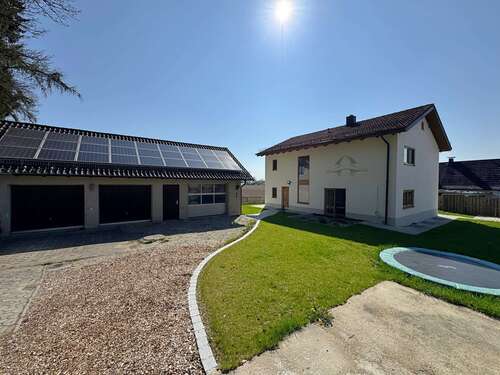 Foto - Haus zum Kaufen in Erharting 599.000,00 € 140 m²