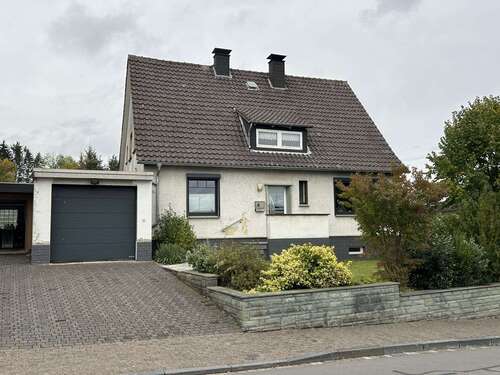 Foto - Haus zum Kaufen in Marsberg Westheim 199.000,00 € 130 m²