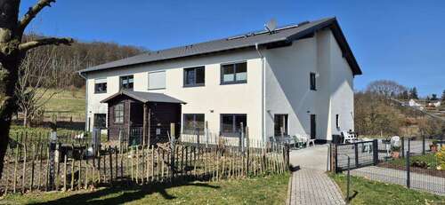 Foto - Haus zum Kaufen in Montabaur 1.690.000,00 € 642 m²