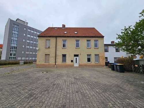 Foto - Haus zum Kaufen in Staßfurt 149.950,00 € 255 m²