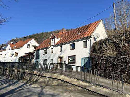 Foto - Haus zum Kaufen in Marsberg Beringhausen 139.000,00 € 140 m²