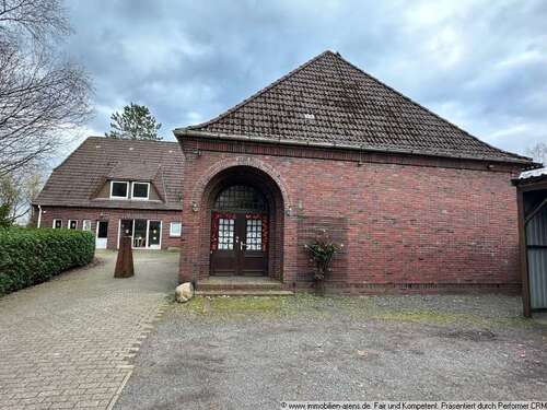 Foto - Haus zum Kaufen in Westerstede 250.000,00 € 400 m²