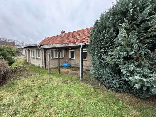Foto - Haus zum Kaufen in Lindstedt 15.000,00 € 93.84 m²
