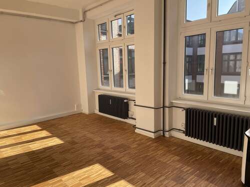 Foto - Büro in Berlin 3.100,00 € 205 m²