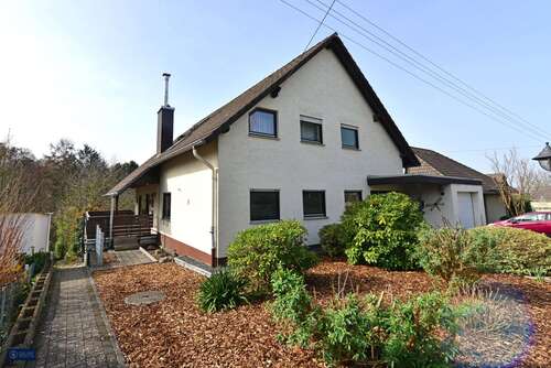 Foto - Haus zum Kaufen in Hennef-Lichtenberg 698.000,00 € 271 m²