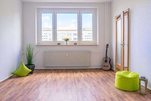 Foto - Wohnung zum Mieten in Chemnitz 254,00 € 46.12 m²