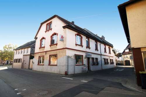 Foto - Haus zum Kaufen in Wallertheim 299.000,00 € 290 m²