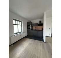 Wohnung zum Mieten in Zwickau 215,00 € 28.1 m²