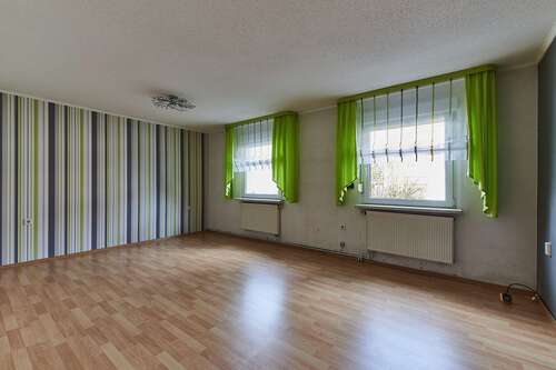 Foto - Haus zum Kaufen in Lauchhammer-West 125.000,00 € 75 m²
