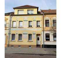 Haus zum Kaufen in Aken 90.000,00 € 171 m²
