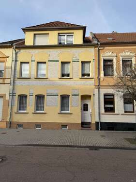 Foto - Haus zum Kaufen in Aken 90.000,00 € 171 m²