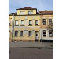 Haus zum Kaufen in Aken 90.000,00 € 171 m²