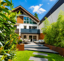 Haus zum Kaufen in Gröbenzell 1.129.000,00 € 165.35 m²