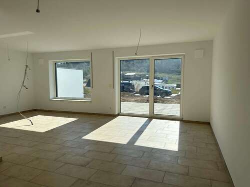 Foto - Haus zum Mieten in Wörth an der Donau 1.500,00 € 130 m²