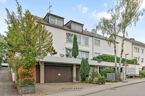 Foto - Haus zum Kaufen in Stuttgart 1.490.000,00 € 427.04 m²