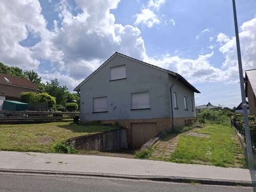 Foto - Haus zum Kaufen in Höxter Lüchtringen 120.000,00 € 186 m²