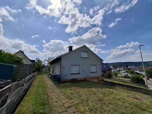 Foto - Haus zum Kaufen in Höxter Lüchtringen 140.000,00 € 186 m²
