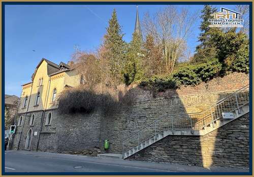 Foto - Haus zum Mieten in Bad Camberg 1.300,00 € 125 m²