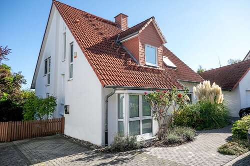 Foto - Haus zum Kaufen in Rödermark Urberach 995.000,00 € 237.75 m²