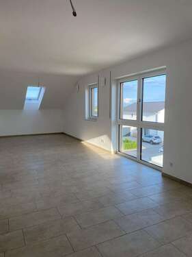 Foto - Wohnung zum Mieten in Barbing 815,00 € 69.74 m²