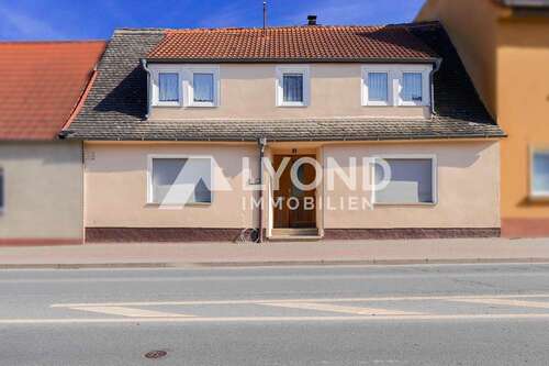 Foto - Haus zum Kaufen in Calbe 69.000,00 € 133.58 m²