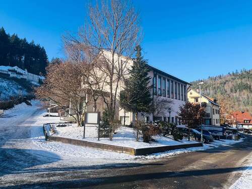 Foto - Haus zum Kaufen in Calw 499.000,00 € 260 m²