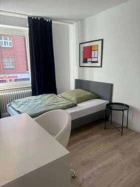 Foto - WG-Zimmer in Düsseldorf 899,00 € 20 m²