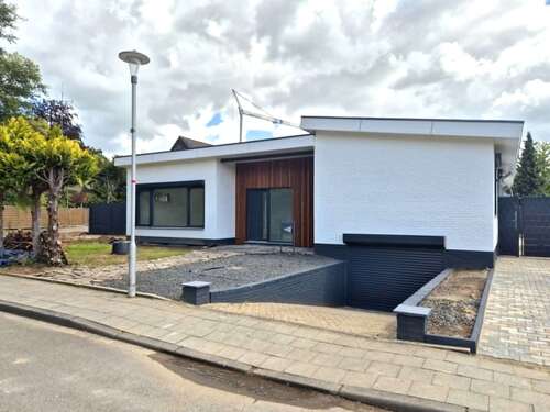 Foto - Haus zum Mieten in Selfkant 1.650,00 € 125 m²