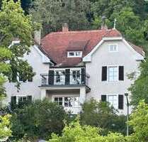 Haus zum Mieten in Regensburg 2.300,00 € 260 m²