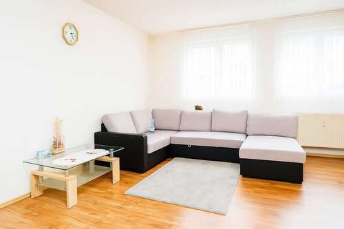 Foto - Wohnung zum Mieten in Untereisesheim 835,00 € 66.8 m²