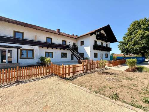 Foto - Wohnung zum Mieten in Ainring 1.250,00 € 123 m²