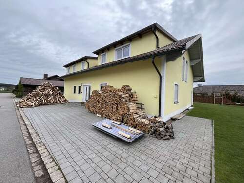 Foto - Haus zum Kaufen in Walderbach 499.000,00 € 294 m²
