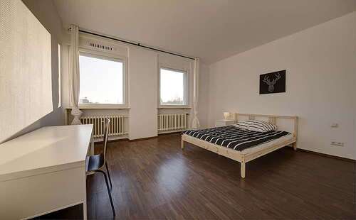 Foto - WG-Zimmer in Stuttgart 410,00 € 21 m²