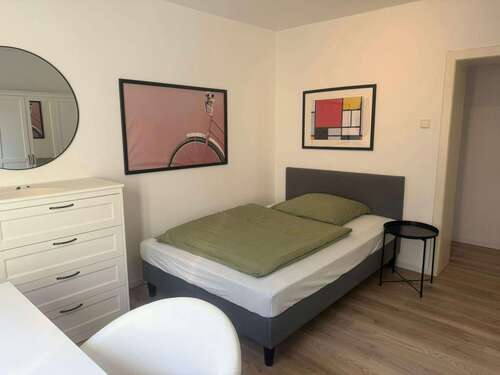 Foto - WG-Zimmer in Düsseldorf 899,00 € 20 m²