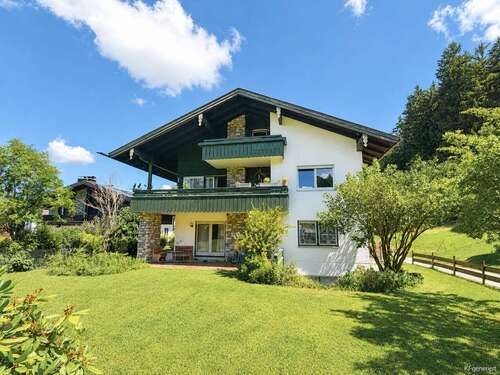 Foto - Haus zum Kaufen in Siegsdorf 698.000,00 € 300 m²