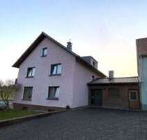 Haus zum Kaufen in Brakel Auenhausen 248.000,00 € 200 m² - Brakel / Auenhausen