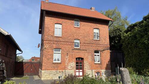 Foto - Haus zum Kaufen in Dingelstedt 129.000,00 € 155 m²