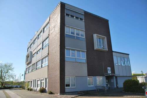 Foto - Büro in Neumünster 3.250,00 € 275 m²