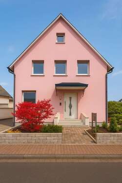 Foto - Haus zum Kaufen in Heddesheim 695.000,00 € 215.63 m²