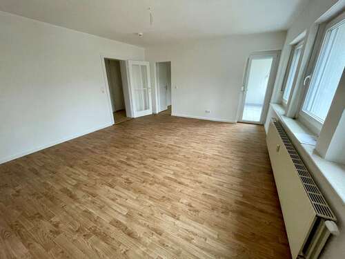 Foto - Wohnung zum Mieten in Erlangen 693,43 € 63.77 m²